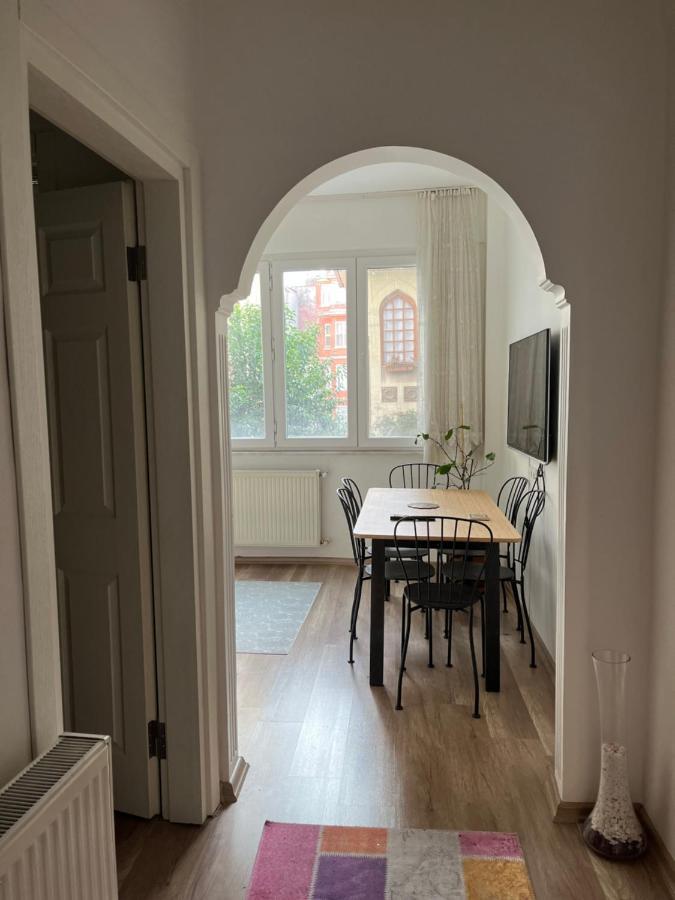 Centrally Located, 2+1 House In Taksim, Cihangir Leilighet Istanbul Eksteriør bilde