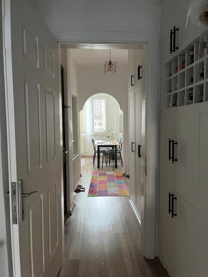 Centrally Located, 2+1 House In Taksim, Cihangir Leilighet Istanbul Eksteriør bilde