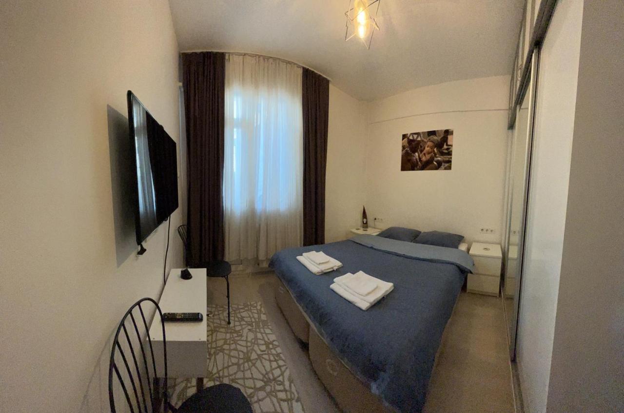 Centrally Located, 2+1 House In Taksim, Cihangir Leilighet Istanbul Eksteriør bilde